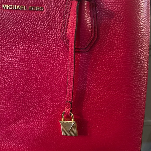 Michael Kors Fuchsia Pink Leather Tote - Picture 8 of 13